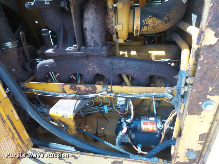 image for item EV9000 1991 John Deere 750B LT dozer