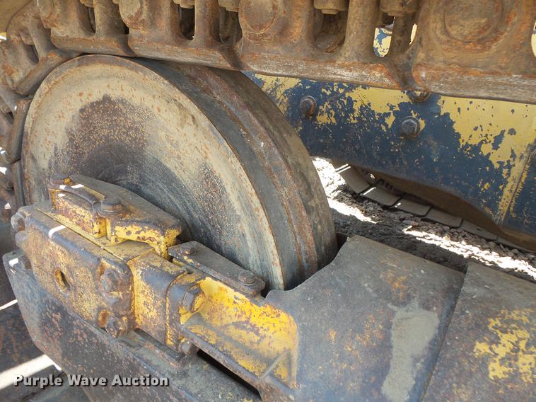 image for item EV9000 1991 John Deere 750B LT dozer