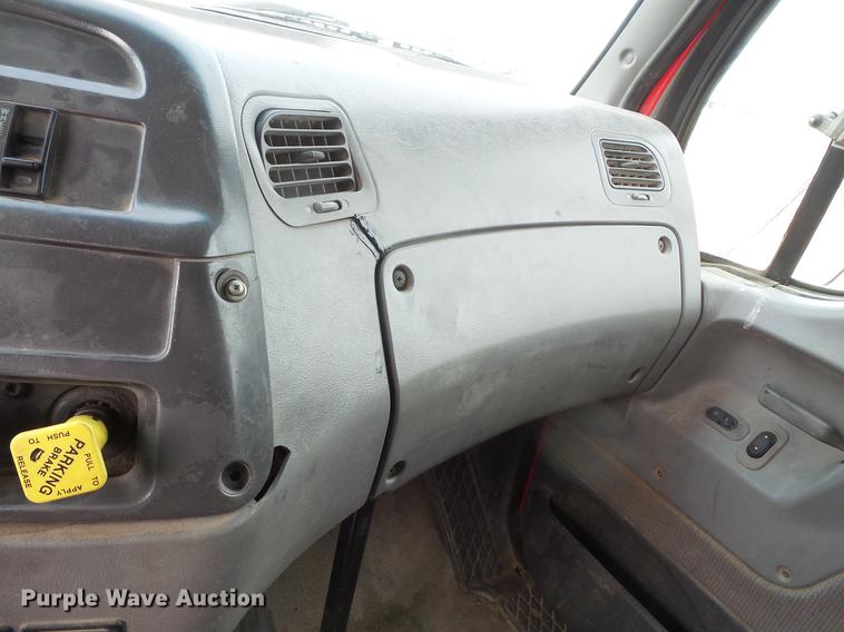 image for item EV9206 1998 Ford LT9513 dump truck