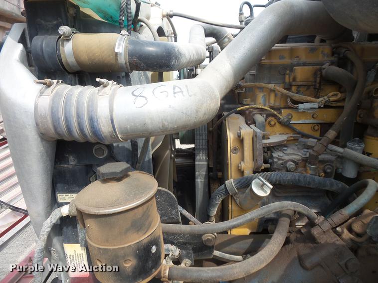 image for item EV9206 1998 Ford LT9513 dump truck