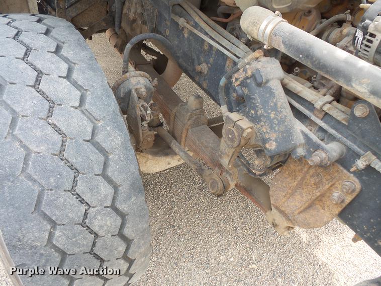 image for item EV9206 1998 Ford LT9513 dump truck