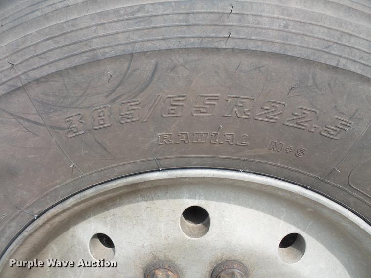 image for item EV9206 1998 Ford LT9513 dump truck