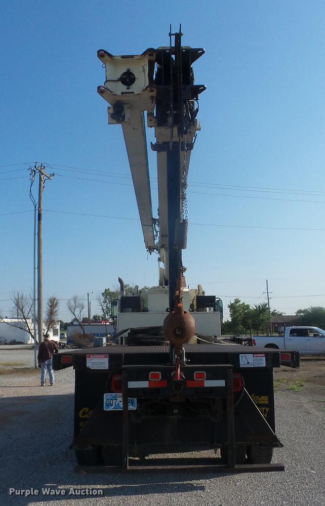 image for item K6263 2007 Freightliner Business Class M2 crane truck