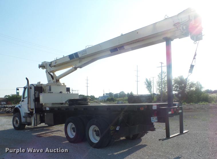 image for item K6263 2007 Freightliner Business Class M2 crane truck