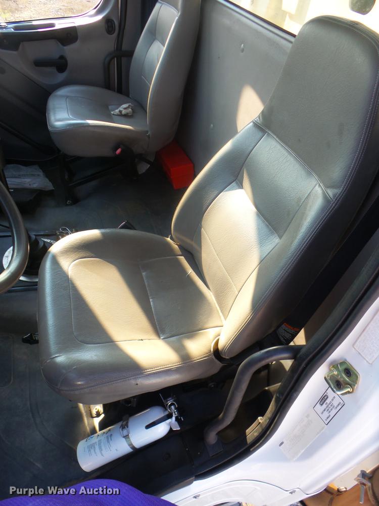 image for item K6263 2007 Freightliner Business Class M2 crane truck