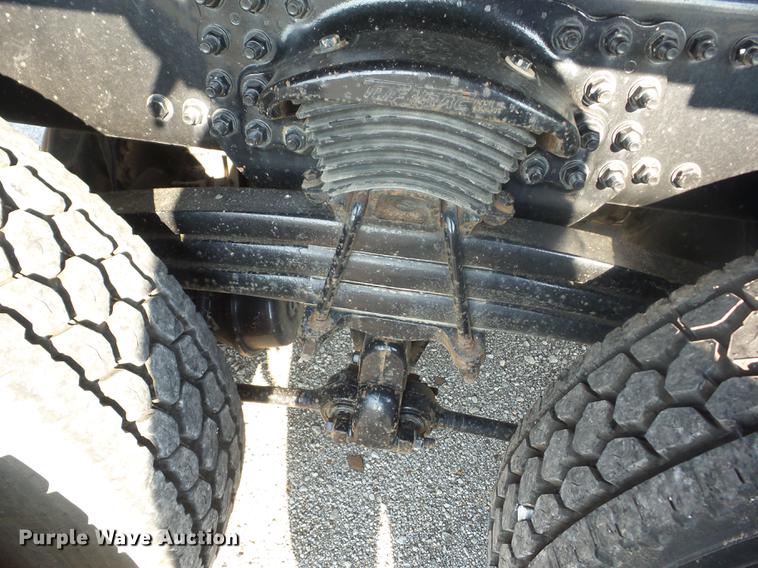 image for item K6263 2007 Freightliner Business Class M2 crane truck