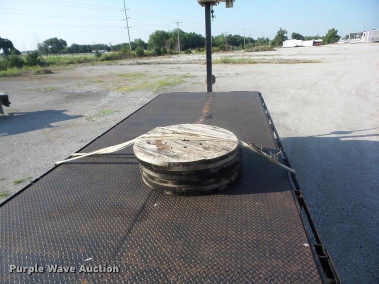 image for item K6263 2007 Freightliner Business Class M2 crane truck