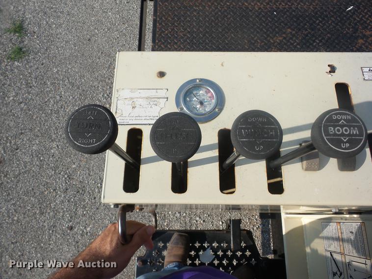 image for item K6263 2007 Freightliner Business Class M2 crane truck