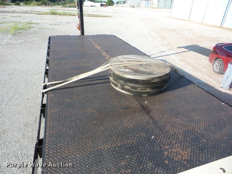 image for item K6263 2007 Freightliner Business Class M2 crane truck