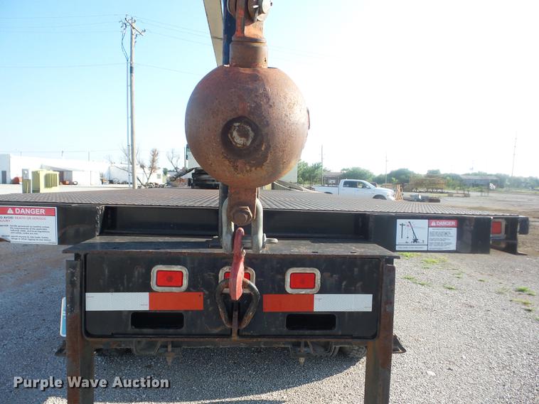 image for item K6263 2007 Freightliner Business Class M2 crane truck