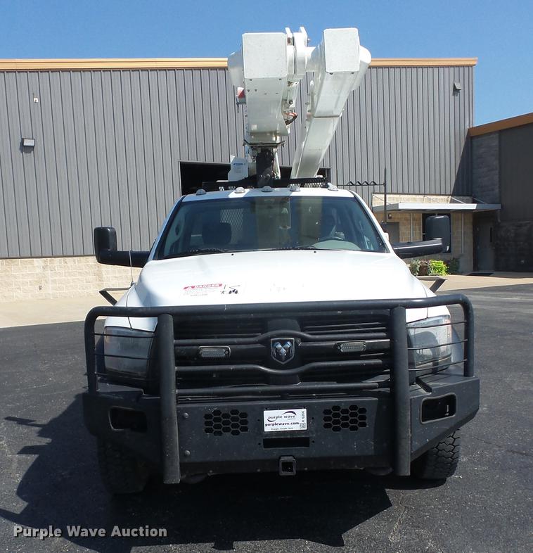 image for item K6266 2012 Dodge Ram 5500 bucket truck