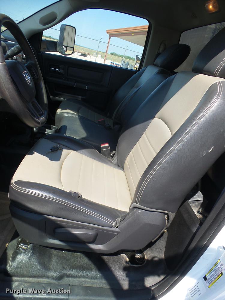 image for item K6266 2012 Dodge Ram 5500 bucket truck