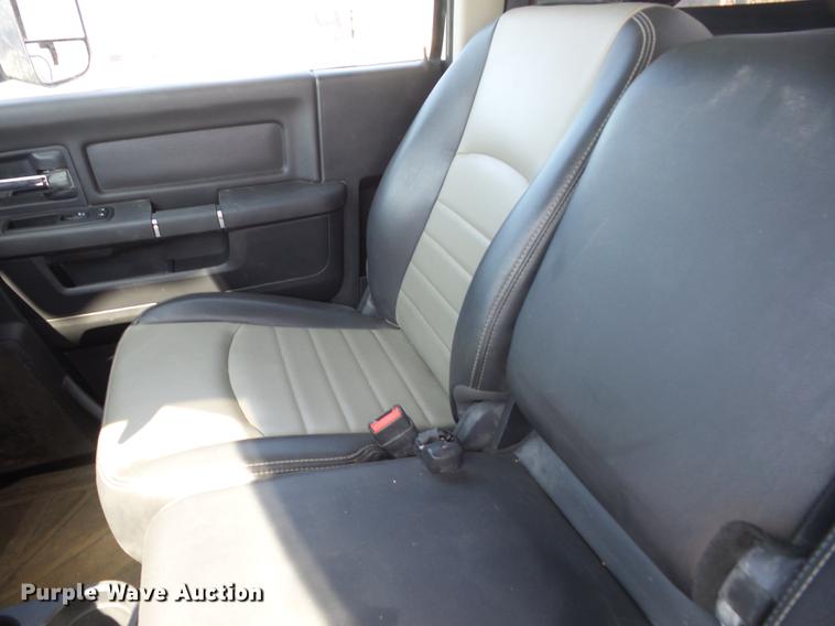 image for item K6266 2012 Dodge Ram 5500 bucket truck