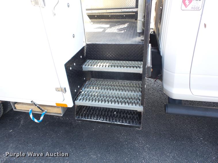 image for item K6266 2012 Dodge Ram 5500 bucket truck