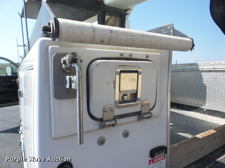 image for item K6266 2012 Dodge Ram 5500 bucket truck