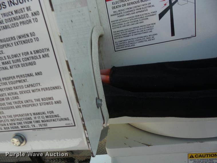 image for item K6266 2012 Dodge Ram 5500 bucket truck