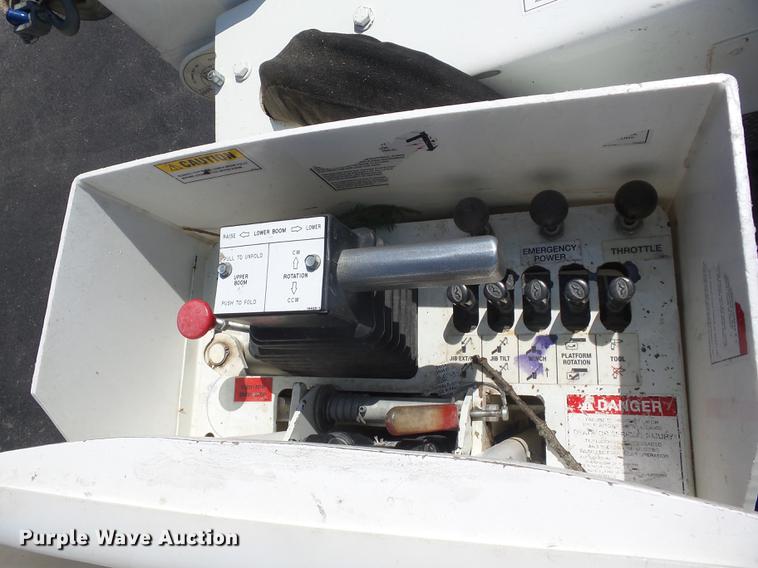 image for item K6266 2012 Dodge Ram 5500 bucket truck