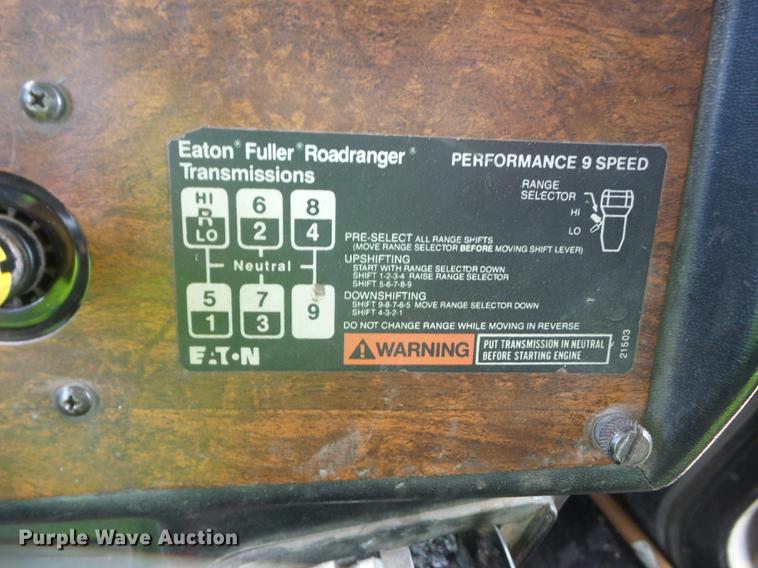 image for item K6267 1990 Peterbilt 375 dump truck