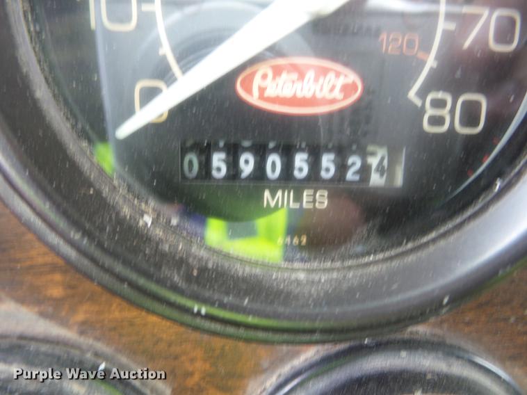 image for item K6267 1990 Peterbilt 375 dump truck