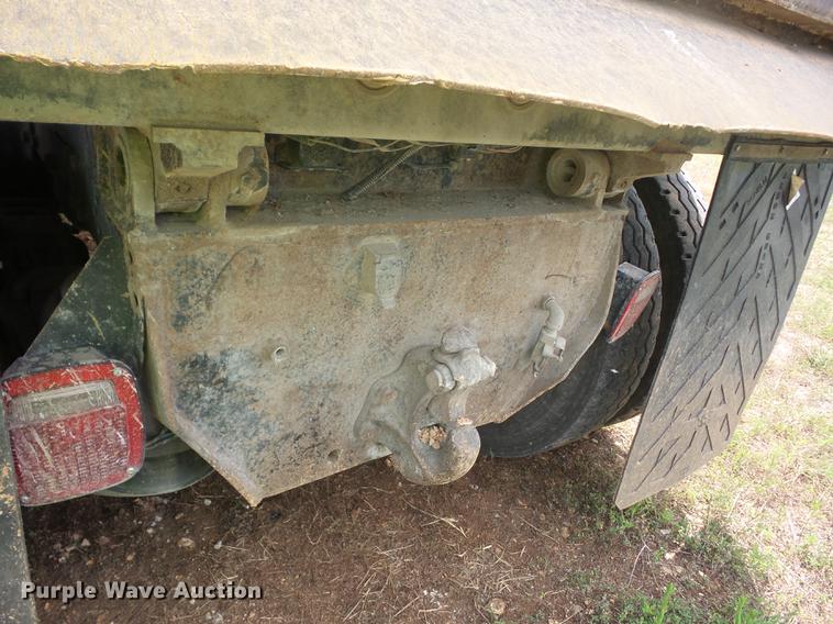 image for item K6267 1990 Peterbilt 375 dump truck