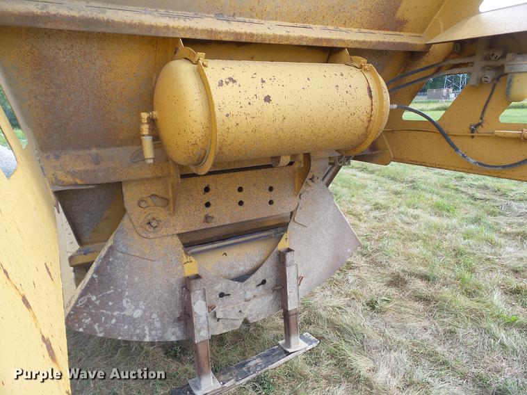 image for item L5689 1994 Trail King TK54BD6-422 bottom dump trailer