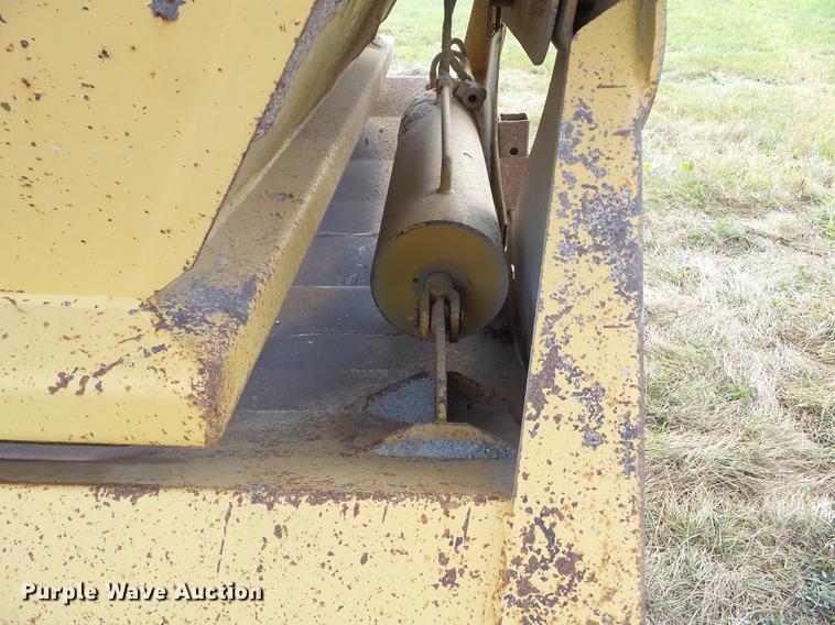 image for item L5689 1994 Trail King TK54BD6-422 bottom dump trailer