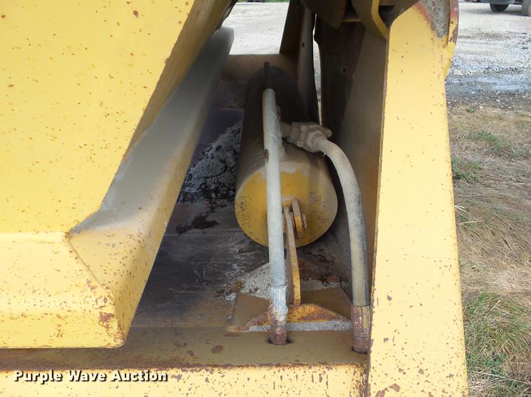 image for item L5689 1994 Trail King TK54BD6-422 bottom dump trailer