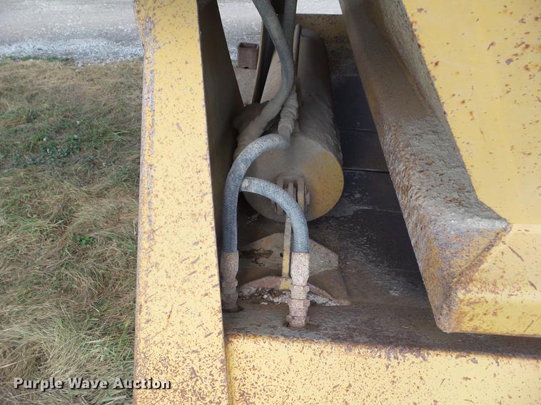 image for item L5689 1994 Trail King TK54BD6-422 bottom dump trailer