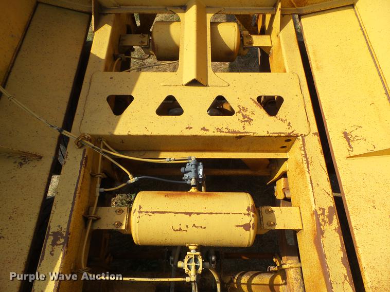 image for item L5689 1994 Trail King TK54BD6-422 bottom dump trailer