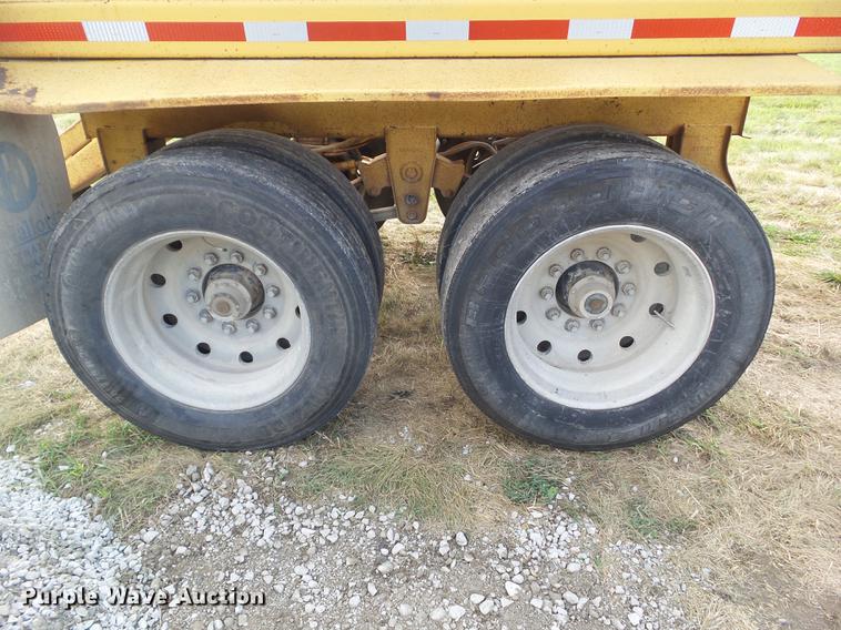 image for item L5689 1994 Trail King TK54BD6-422 bottom dump trailer