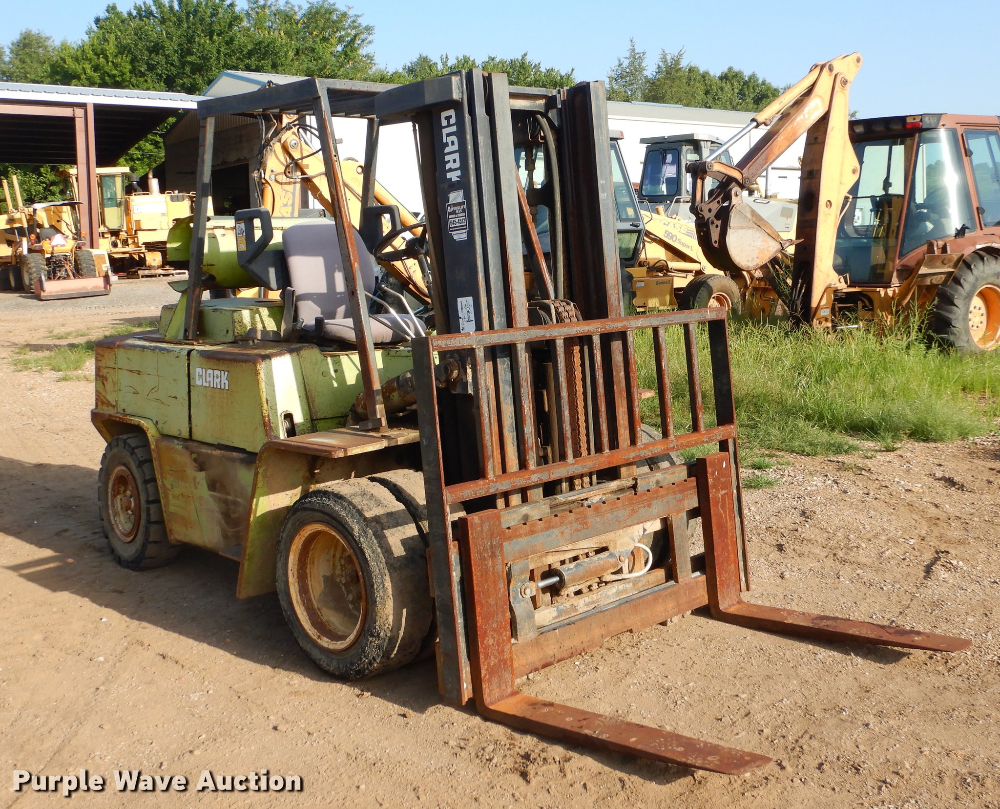Clark C500YS80 forklift in Tahlequah, OK Item EK9630 sold Purple Wave