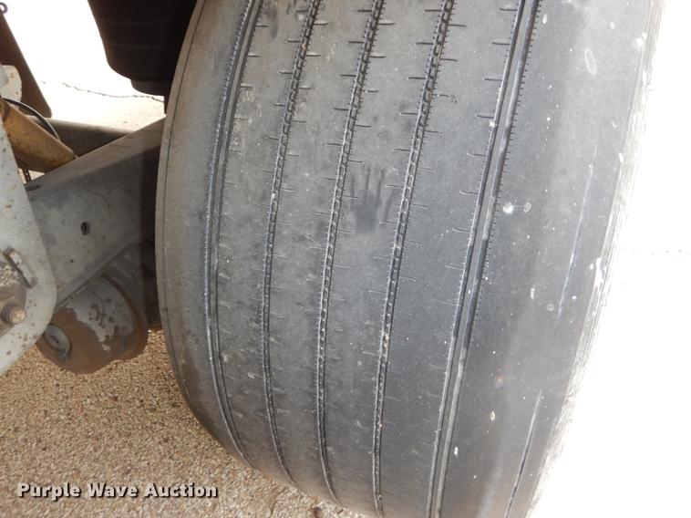 image for item DB8250 2005 Great Dane 7811TZ-1A53 refrigerated van trailer