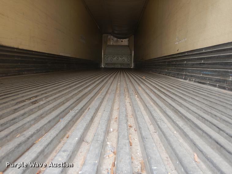 image for item DB8250 2005 Great Dane 7811TZ-1A53 refrigerated van trailer