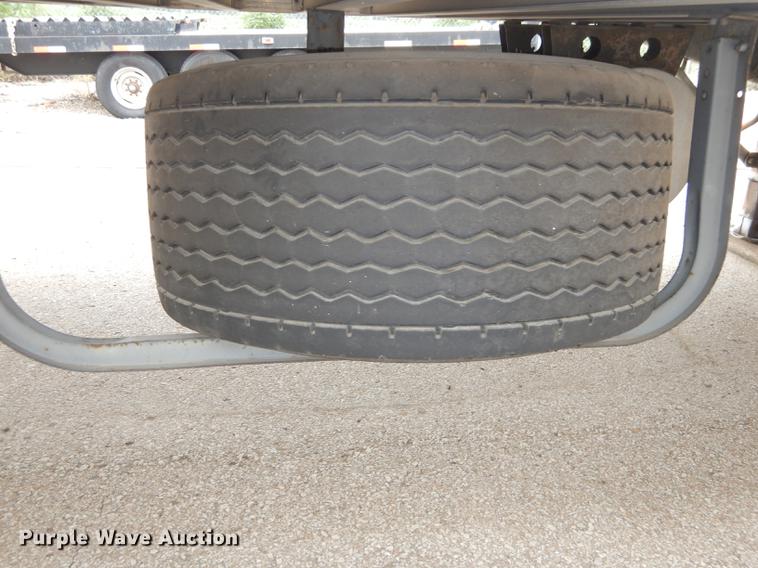 image for item DB8250 2005 Great Dane 7811TZ-1A53 refrigerated van trailer