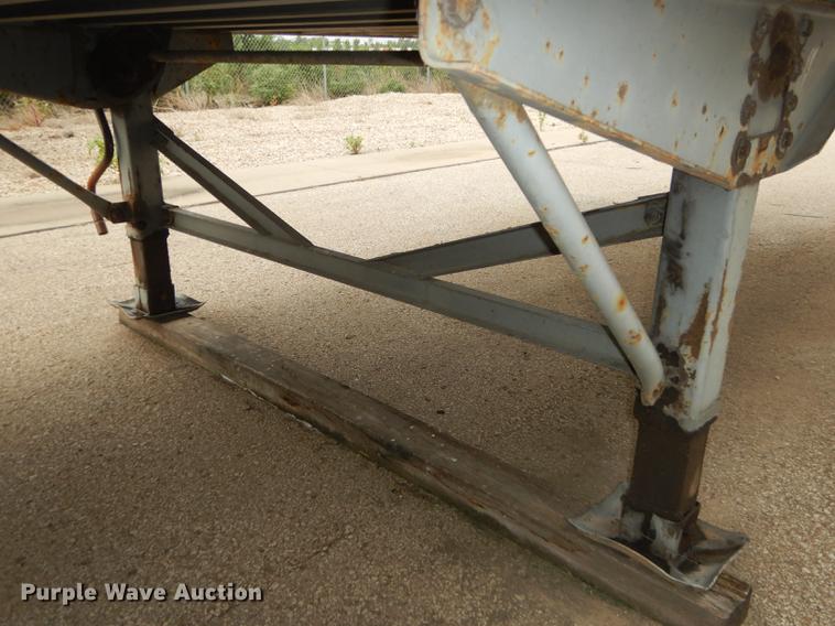 image for item DB8250 2005 Great Dane 7811TZ-1A53 refrigerated van trailer