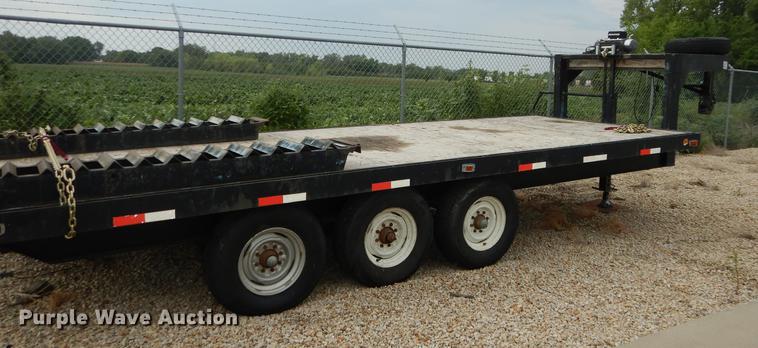 image for item DB8251 1980 Buckco equipment trailer