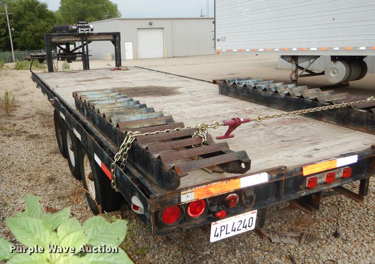 image for item DB8251 1980 Buckco equipment trailer