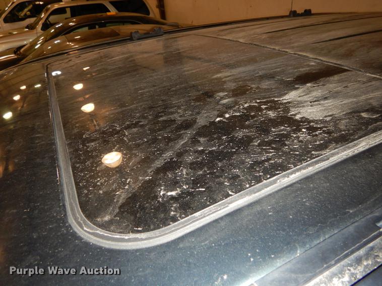 image for item DB8256 2004 Porsche Cayenne S SUV