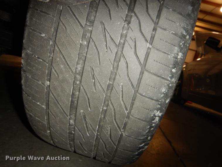 image for item DB8256 2004 Porsche Cayenne S SUV