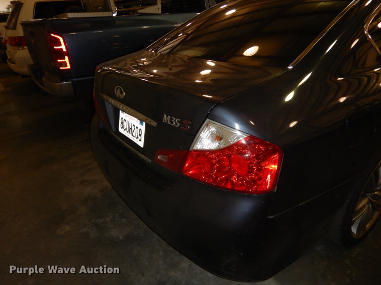image for item DB8257 2010 Infiniti M35S