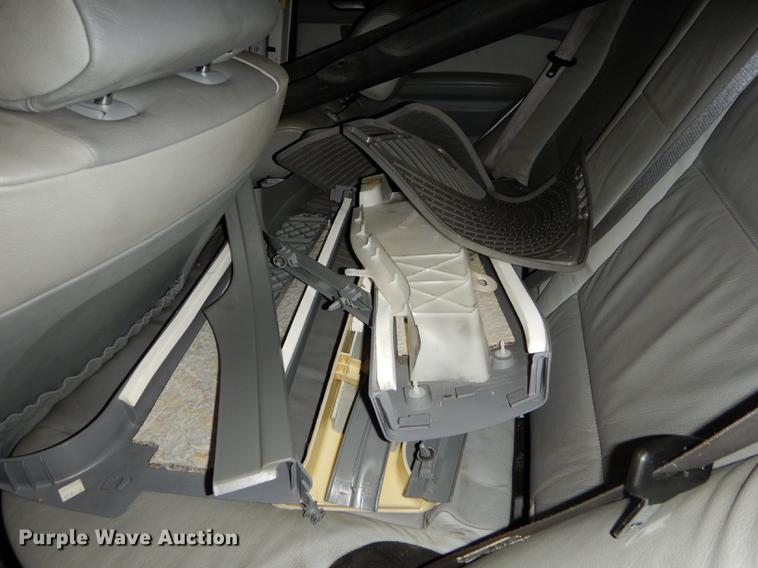 image for item DB8260 2002 BMW X5 SUV