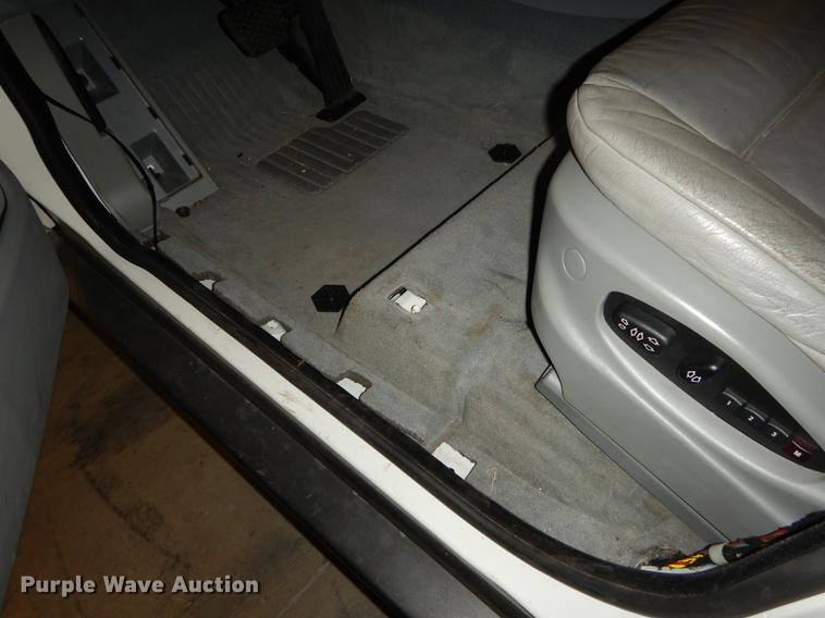 image for item DB8260 2002 BMW X5 SUV