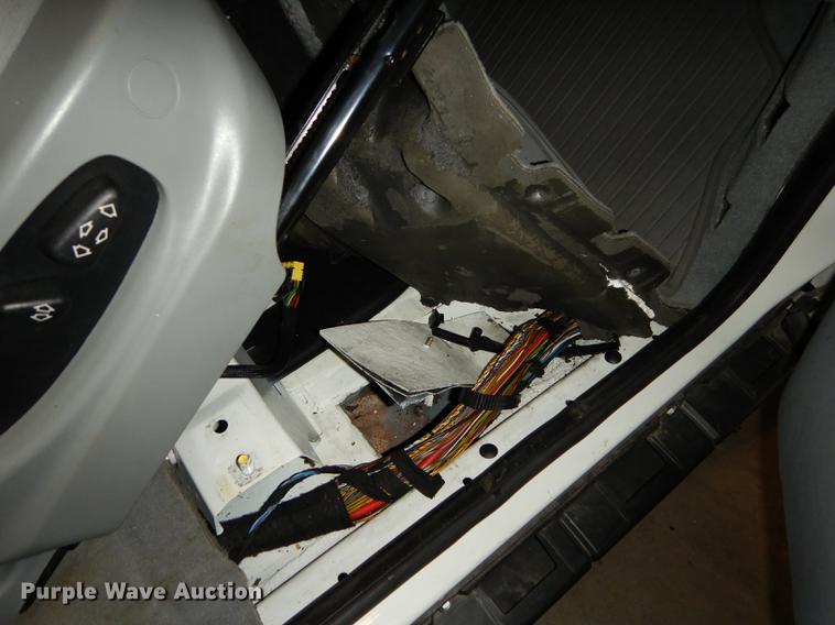 image for item DB8260 2002 BMW X5 SUV