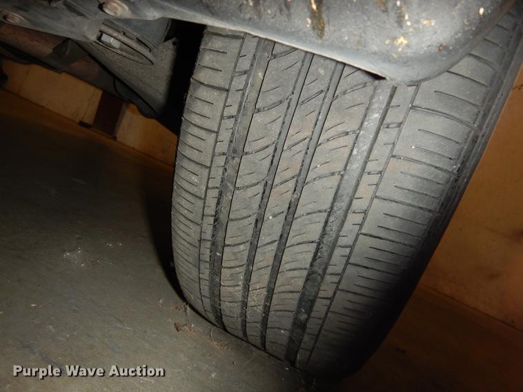 image for item DB8260 2002 BMW X5 SUV