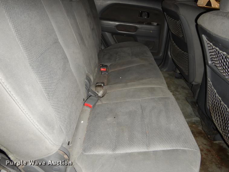 image for item DB8261 2006 Honda Pilot SUV