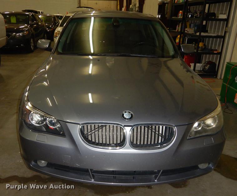 image for item DC0290 2004 BMW 530i