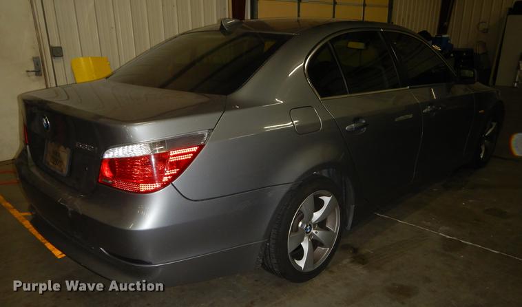 image for item DC0290 2004 BMW 530i