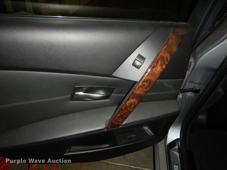 image for item DC0290 2004 BMW 530i