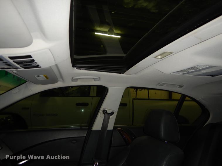 image for item DC0290 2004 BMW 530i