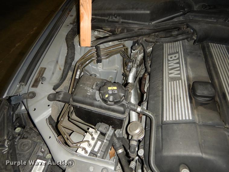 image for item DC0290 2004 BMW 530i